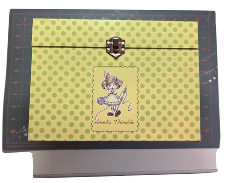 Tonner amelia thimble doll - amelia,